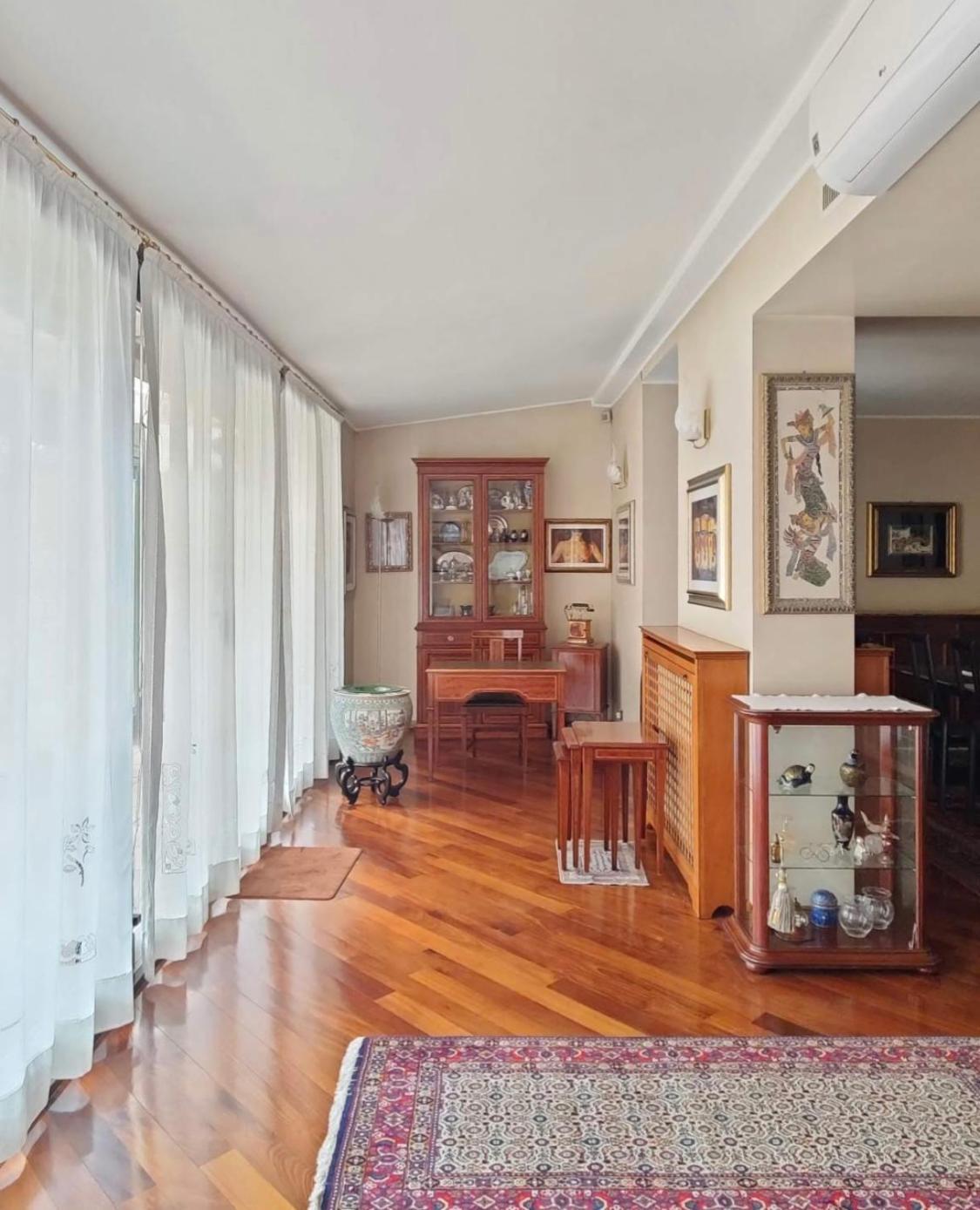 Elegante Attico Con Terrazza - Porta Venezia