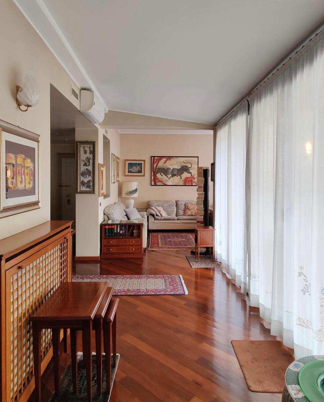 Elegante Attico Con Terrazza - Porta Venezia Apartment Mailand