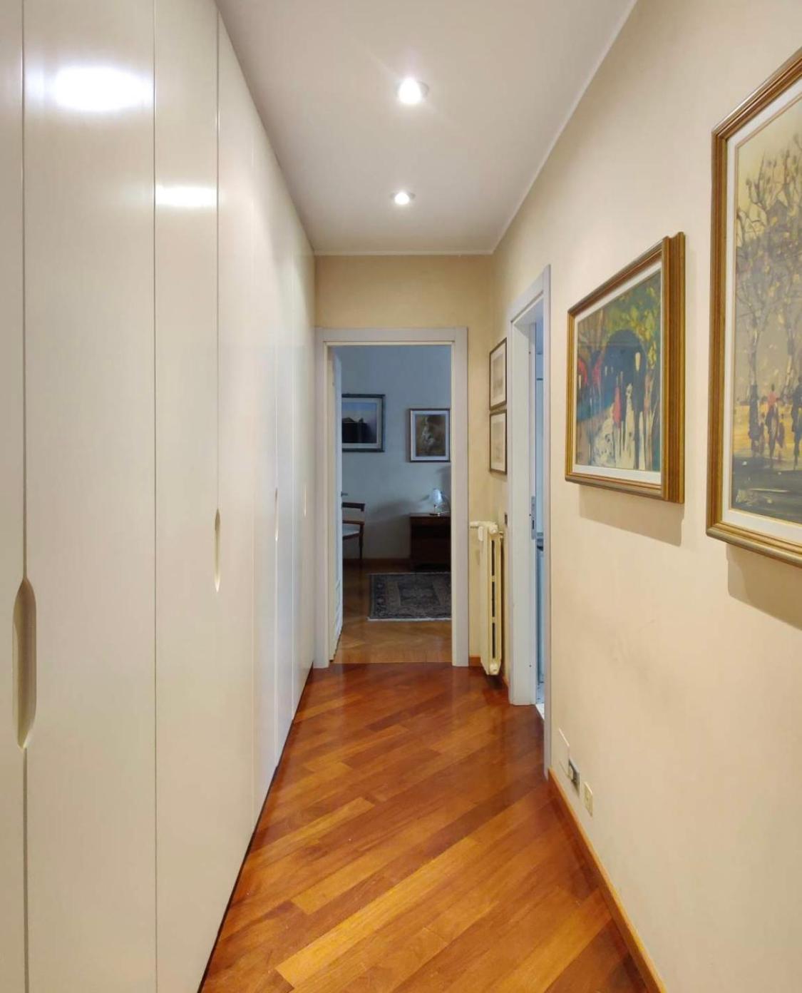 Elegante Attico Con Terrazza - Porta Venezia *